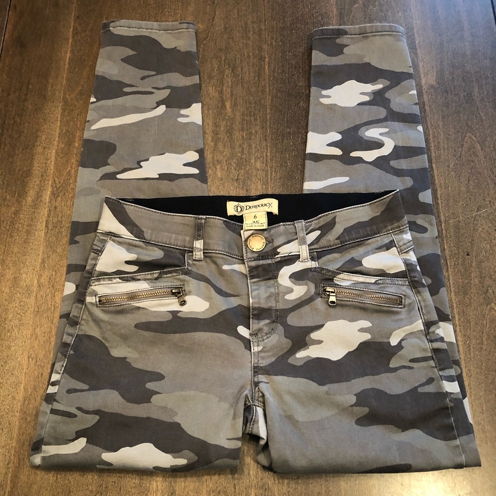 DEMOCRACY Ab Technology Camo Pants (worn once)